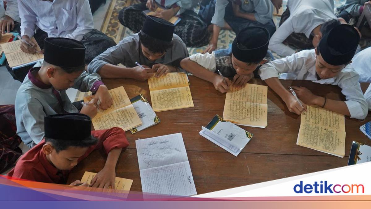 100 Kata-kata Santri Keren dan Singkat, Penuh Makna dan Inspirasi