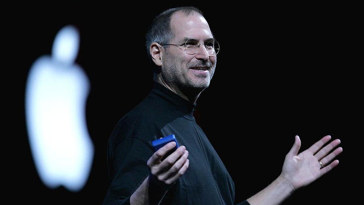 5 Kebiasaan Orang Cerdas Ala Steve Jobs CEO Apple Tim Cook, Punya Salah Satunya?