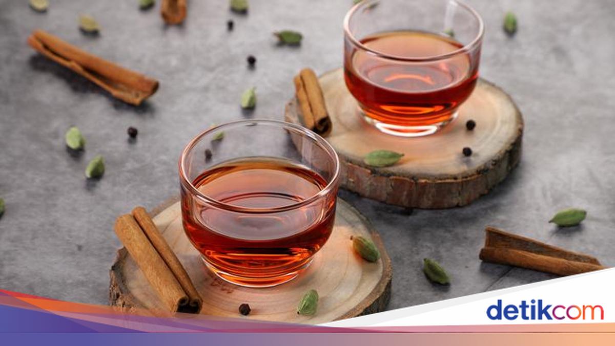 5 Teh Herbal yang Bagus Diminum Sebelum Tidur untuk Turunkan BB