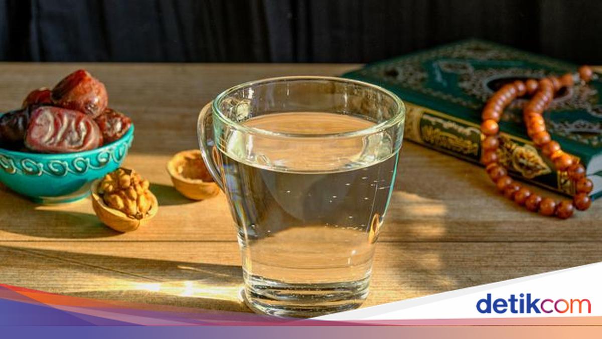 5 Tips Mencukupi Kebutuhan Cairan Tubuh di Bulan Ramadan