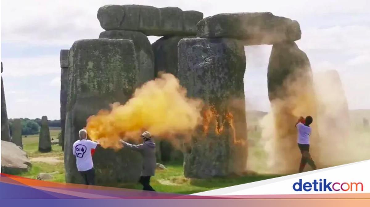 Aktivis Lingkungan yang Semprotkan Cat Oranye ke Stonehenge Diadili
