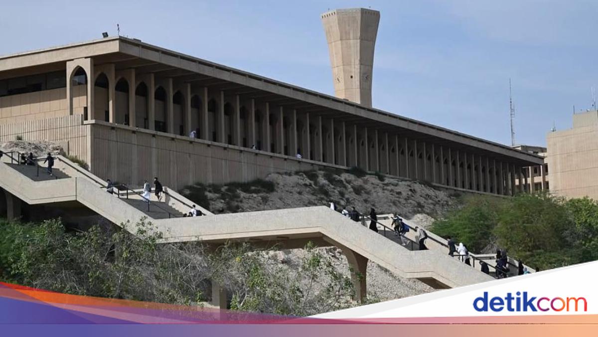 Arab Saudi Vs Indonesia, Begini Perbandingan 5 Universitas Terbaik Keduanya