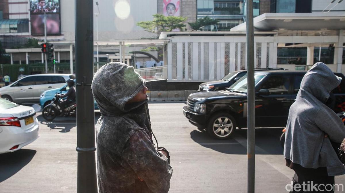 BMKG Imbau Warga Hindari Paparan Matahari Langsung Jam 10-16 WIB, Ini Alasannya