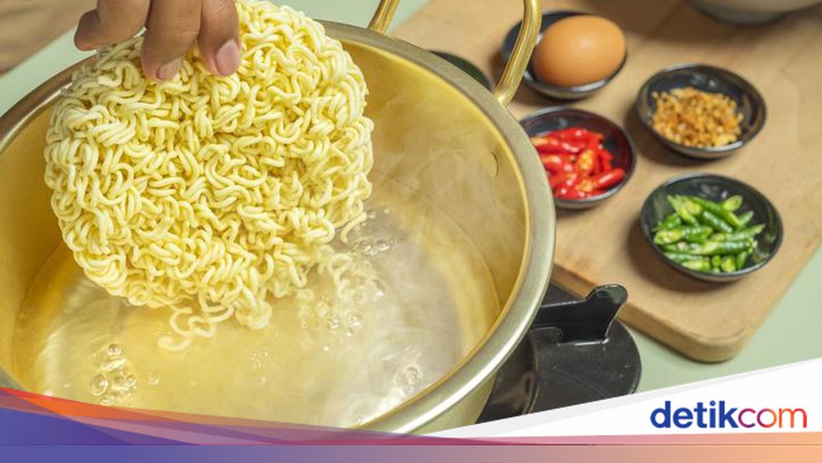 Duh! Kombinasi Mie Instan dengan 3 Makanan Ini Bisa Bikin Sakit