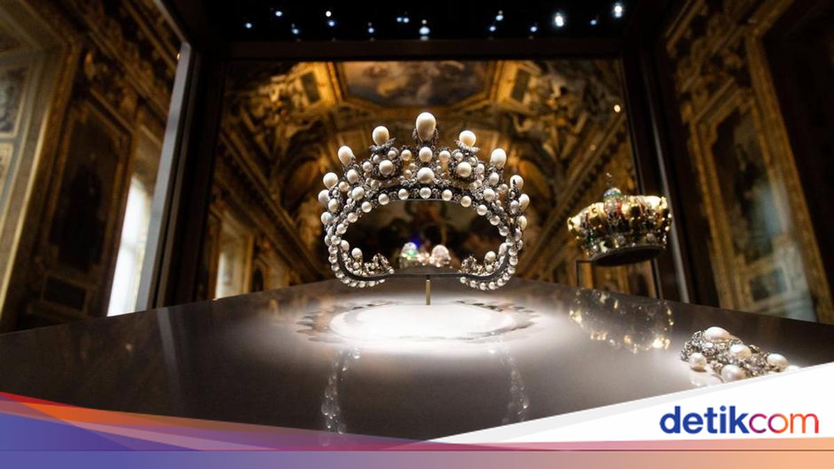 Hati-hati! Perhiasan Louvre Palsu Dijual Online, Harganya Rp 2,2 Miliar