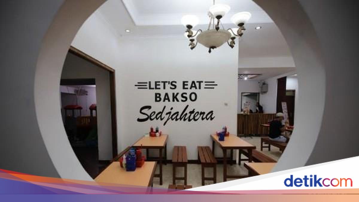 Hujan-hujan di Bandung, Jajan Bakso Kekinian Dulu di Arcamanik