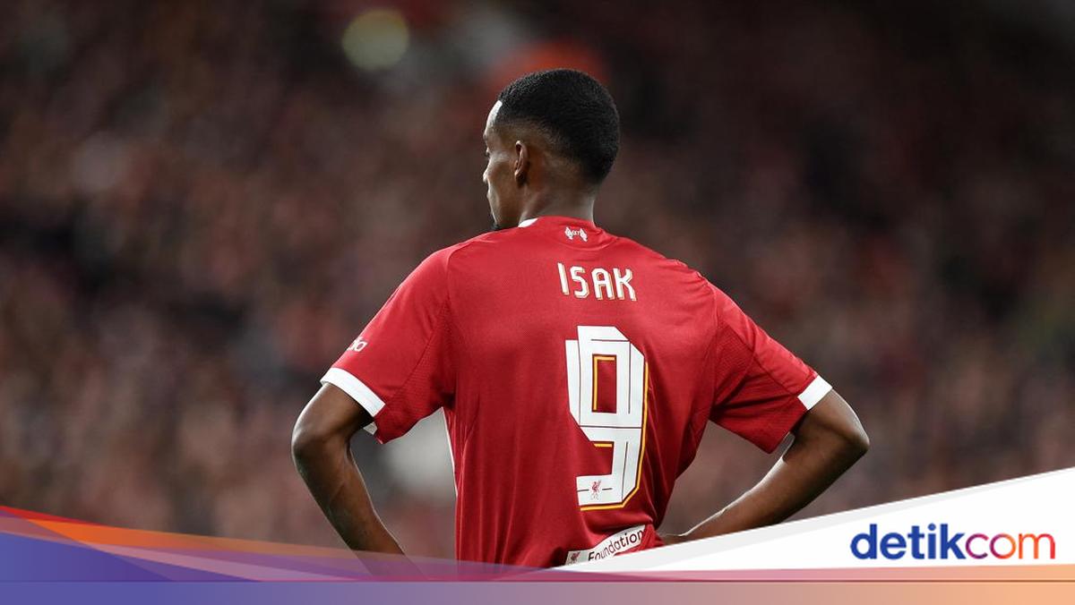 Isak Masih Sulit Bikin Gol, eh Kena Cedera