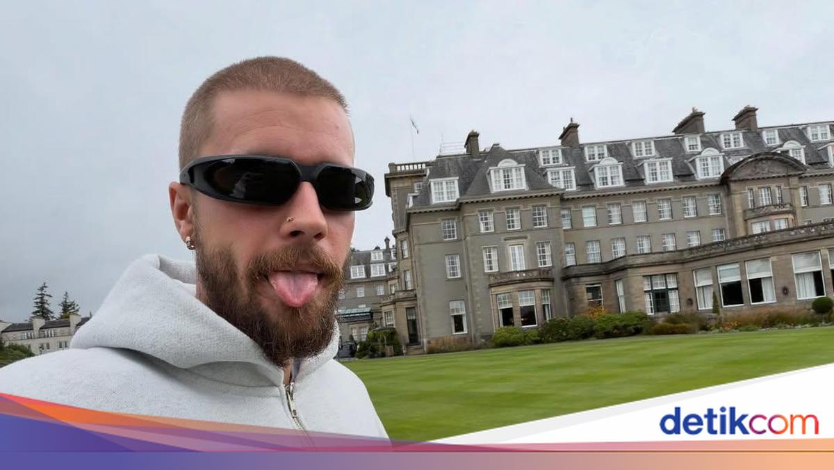 Keseruan Justin Bieber Main Golf di Hotel Mewah Skotlandia