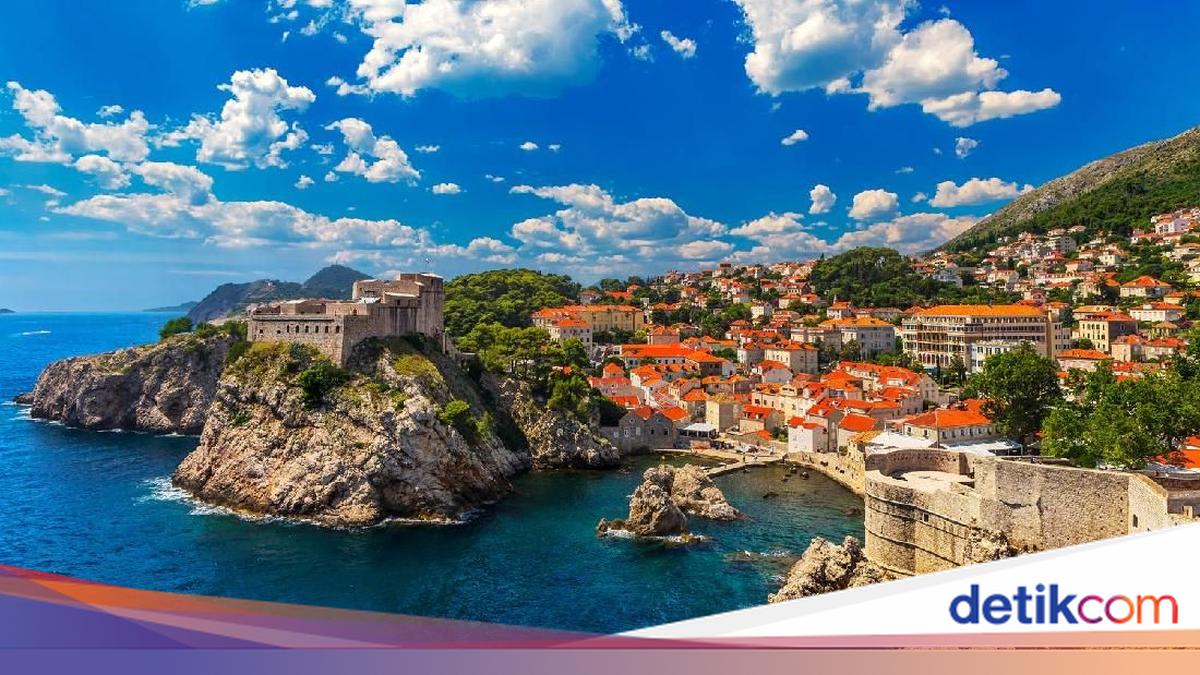 Kota Dubrovnik Dikepung Turis, Terancam Dicoret dari Daftar UNESCO