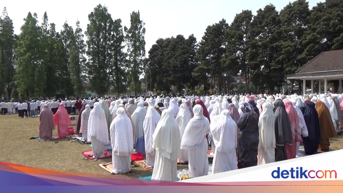 Niat Sholat Istisqa Meminta Hujan, Tata Cara dan Waktu Pelaksanaannya