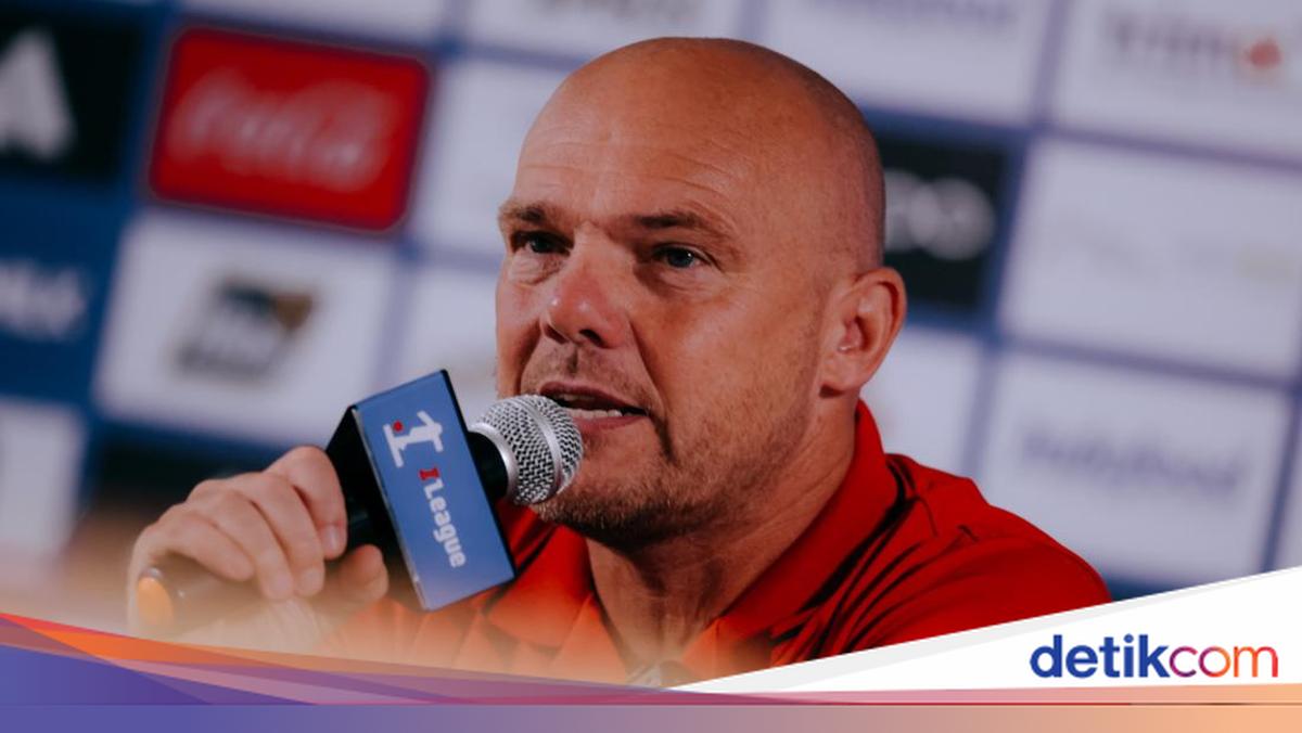 Pelatih Belanda Bali United Biasakan Diri Naik Skuter Matic