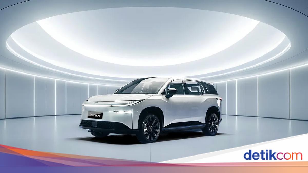 Pertama di Dunia! Toyota bZ3X Setir Kanan Meluncur, Harga Rp 400 Jutaan