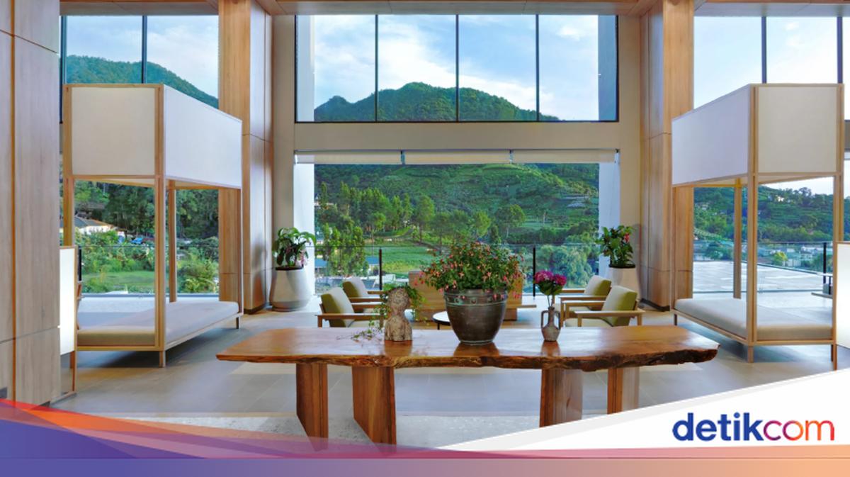 Pesona Grand Aston Puncak, Hotel Full Pemandangan Gunung Lobi-Kamar