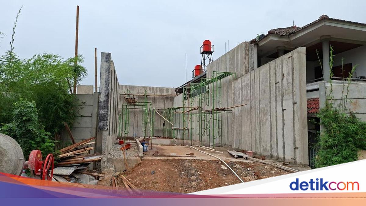 Ramai Protes Jembatan Balboa Estate Ciputat, Warga Sebut Banjir Makin Parah