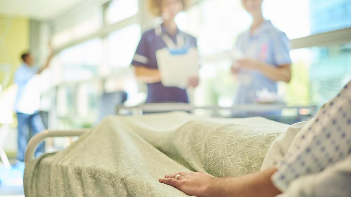 Remaja Belanda Mendadak Hanya Bicara Bahasa Inggris usai Operasi Lutut, Kok Bisa?