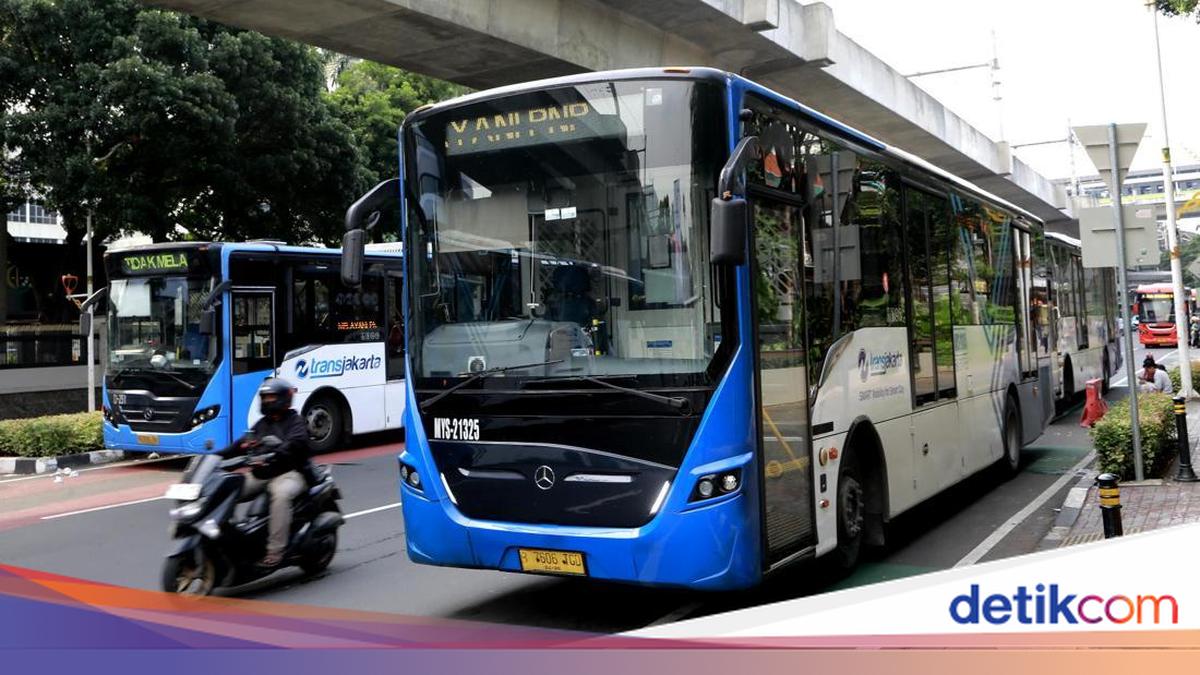 TransJakarta Buka Lowongan untuk Lulusan D3-S1, Cek Posisi yang Tersedia!