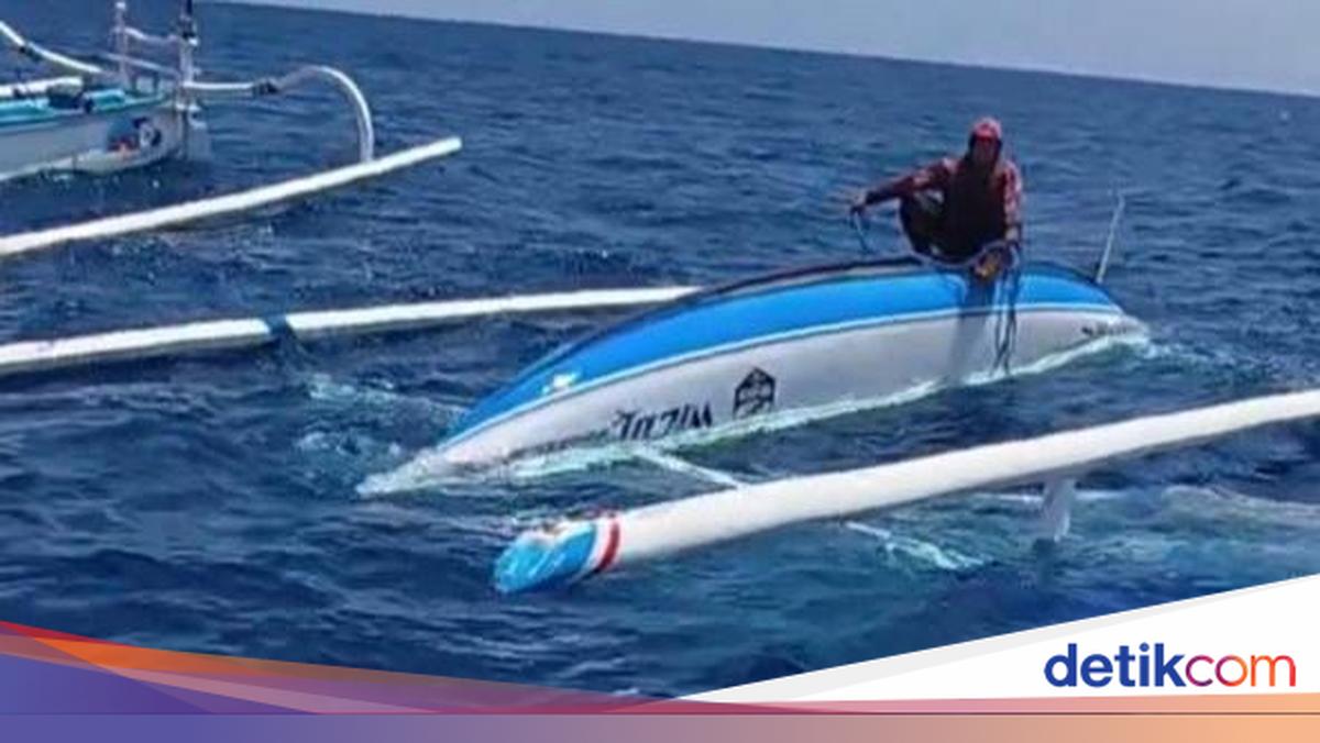 Turis Inggris Ikut Nelayan Bali Mancing, eh Perahunya Terbalik Dihantam Angin