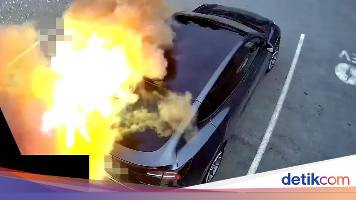 Waduh! Mobil Listrik Tesla Meledak, Ternyata Penyebabnya Sepele